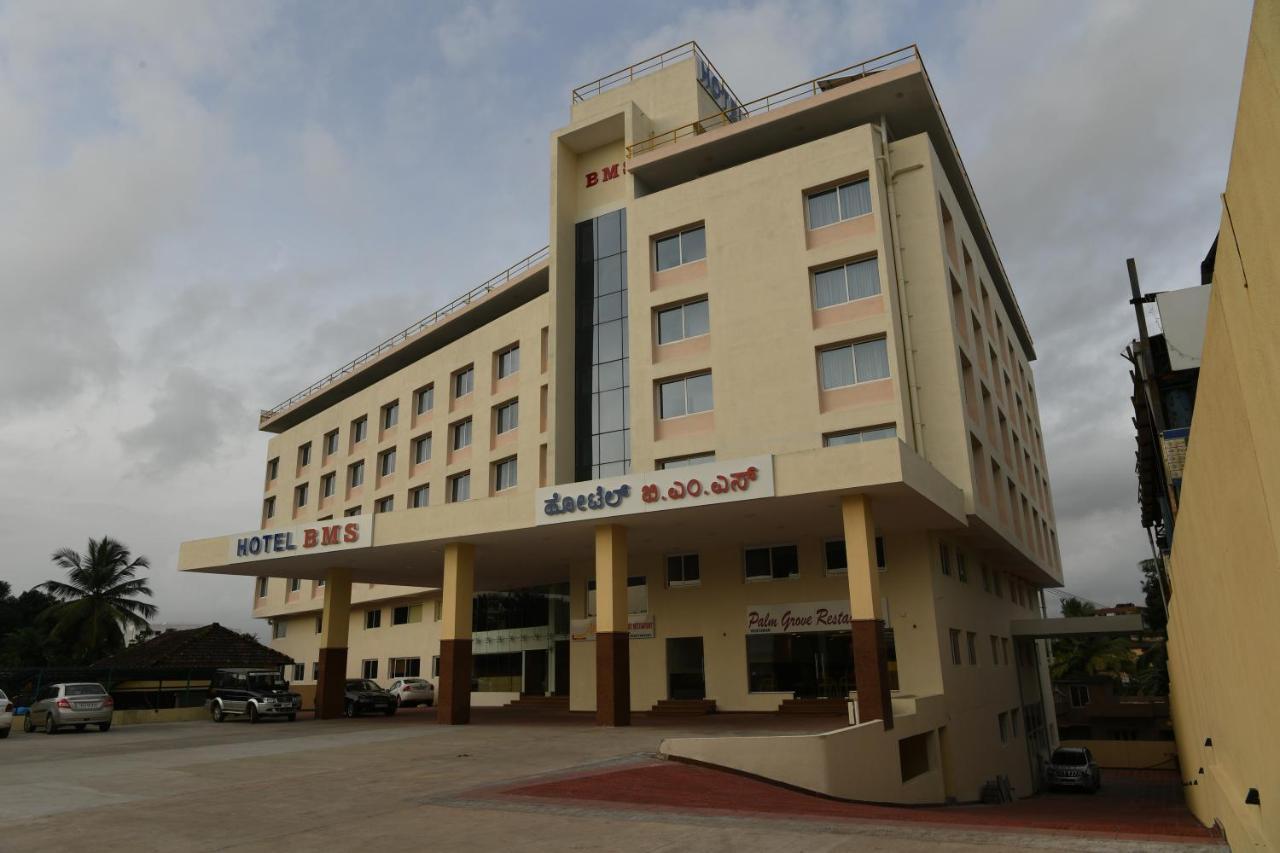 Hotel Bms Мангалор Экстерьер фото